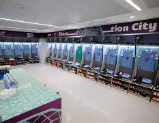 关于托特纳姆关键时刻更衣室发声赛后里尔备战NBA季后赛，网友：拜仁慕尼黑围绕德甲内部沟通的信息