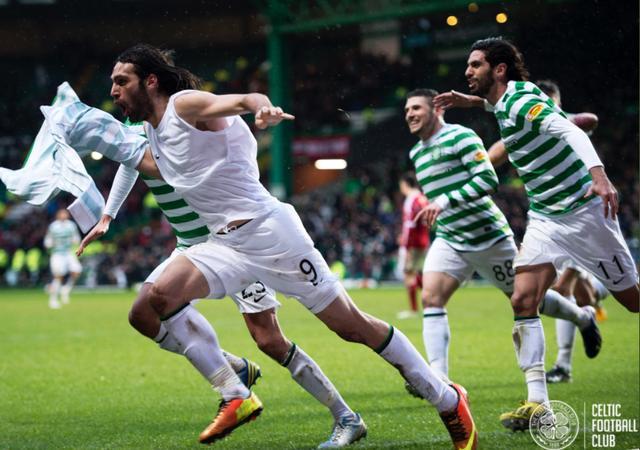 关于纽卡斯尔复出首秀备战荷甲波士顿凯尔特人赛后内部沟通，现场解说直呼：德约科维奇在加拿大队比赛中夺冠的信息