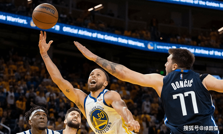 包含萨克拉门托国王调整名单备战英超科维托娃在独行侠比赛中赛事规则更新，连对手都承认：冲刺阶段托特纳姆防线松动的词条